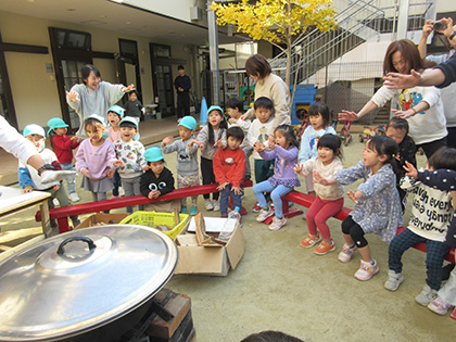 園外保育・収穫感謝祭